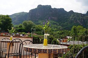 Posada Ali Tepoztlan by Rotamundos