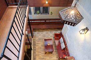 14 Plus 1 Hotel