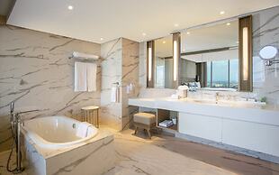 Swiss-Belhotel Solo