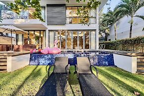 Ocean Villa Danang Beach