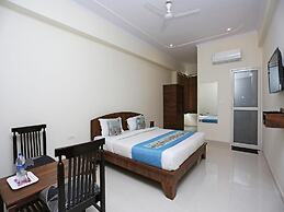 Hotel Shiv Palace