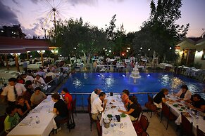 Yaman Hotel