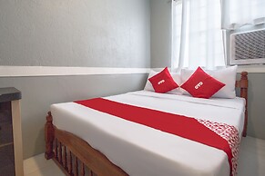 OYO 588 Sunrock Resort