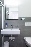 ZH Tiger - Altstetten Hitrental Apartment