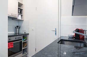 ZH Tiger - Altstetten Hitrental Apartment