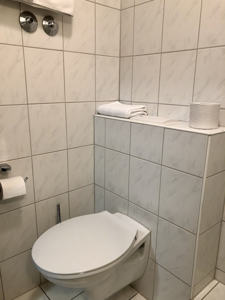 Hotel Lust
