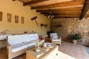 Villa - 3 Bedrooms with Pool - 103148