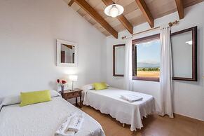 Villa - 3 Bedrooms with Pool - 103148