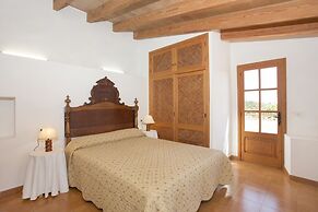 Villa - 4 Bedrooms with Pool and WiFi - 103158