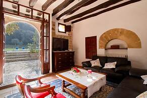 Villa - 4 Bedrooms with Pool and WiFi - 103220