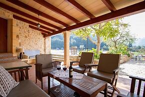 Villa - 4 Bedrooms with Pool and WiFi - 103220