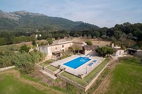 Villa - 4 Bedrooms with Pool and WiFi - 103220