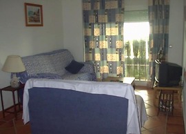 Apartment - 2 Bedrooms with Pool - 103433