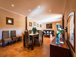 Villa - 4 Bedrooms with Pool and WiFi - 104238
