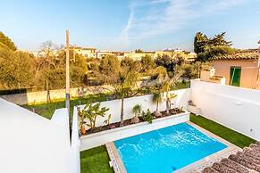 House - 3 Bedrooms with Pool and WiFi - 107616