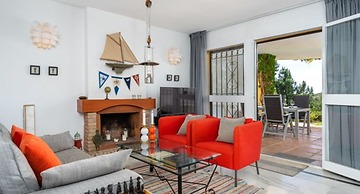 Apartment - 2 Bedrooms with Pool and WiFi - 107868