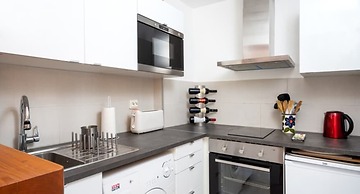 Apartment - 2 Bedrooms with Pool and WiFi - 107868