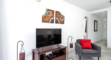 Apartment - 2 Bedrooms with Pool and WiFi - 107884