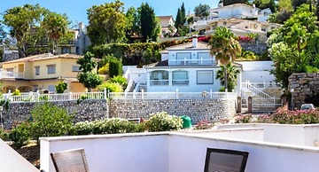 Apartment - 2 Bedrooms with Pool and WiFi - 107884