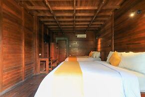 Waterside Inn Nusa Penida