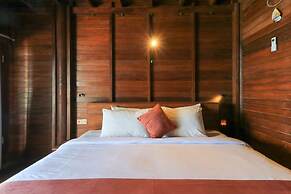 Waterside Inn Nusa Penida