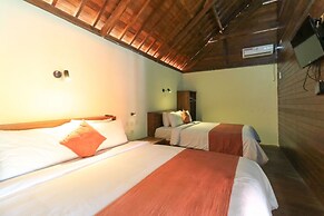 Waterside Inn Nusa Penida