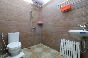 Lembur Incu Syariah Villa