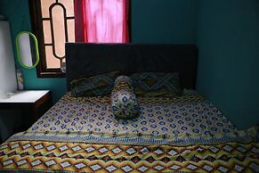 Sarjuni Homestay - Hostel