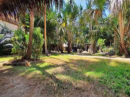 Pili Beach Resort Agmanic