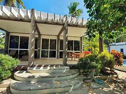Pili Beach Resort Agmanic