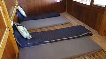 Hmong Sister House - Hostel