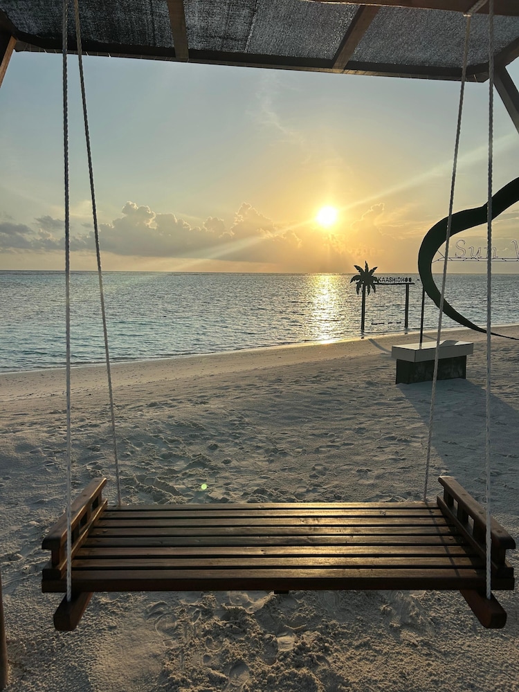 Palm Rest