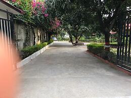 Jungle Leela Resort