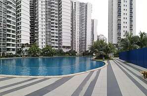 Favoured Seaview Suite