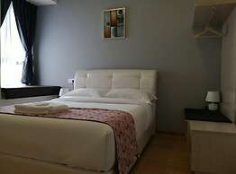 Favoured Seaview Suite