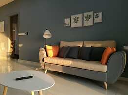 Picturesque View Suites