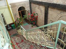 B&B Bahodir