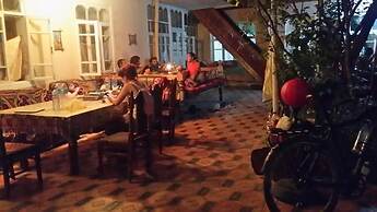 B&B Bahodir