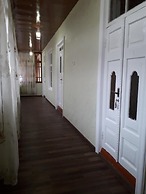 B&B Bahodir