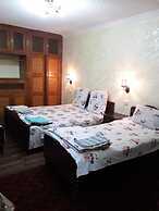 B&B Bahodir