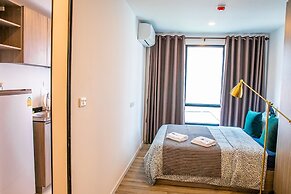 Apartment 450m from BTS with Sky Pool - bkbloft5