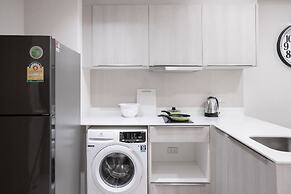 Near BTS Thonglor, Cozy and Comfortable Condo bkvtara11