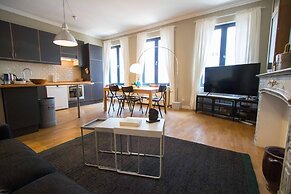 Charming Triplex Near Avenue Louise