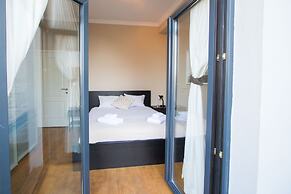 Charming Triplex Near Avenue Louise