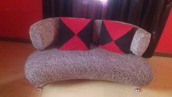 Rose Wood Lounge