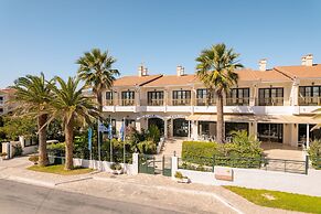 Hydrele Beach Hotel
