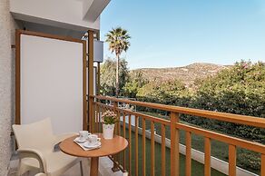 Hydrele Beach Hotel