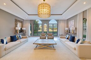 Maison Privee Private Pool and Beach Access Villa w/ Cinematic Vws