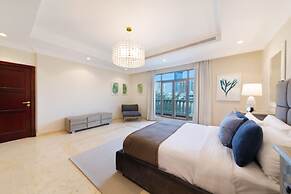 Maison Privee Private Pool and Beach Access Villa w/ Cinematic Vws