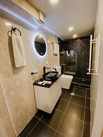 Luxury Inn